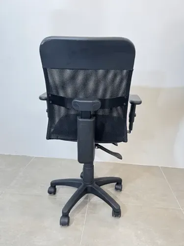 Cadeira Giratória Digitador Back System II