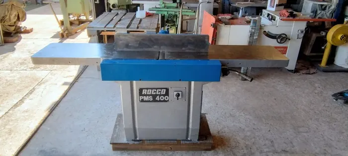 Desempenadeira Rocco 200 x 40 centímetros revisada 10500 reais 