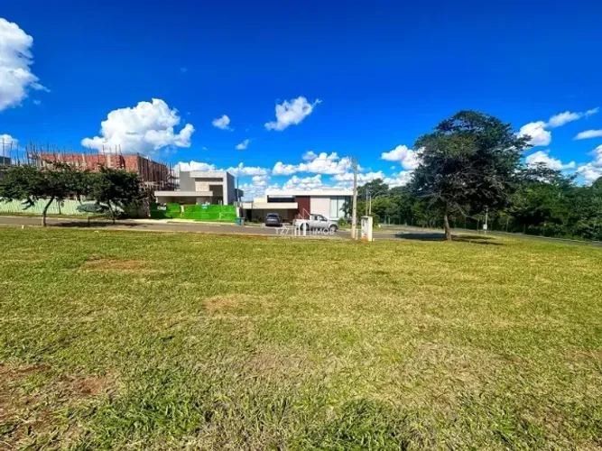 Lote Terras Alpha 1 - Lote com 360,00 m² - Lote Quitado e Registrado.