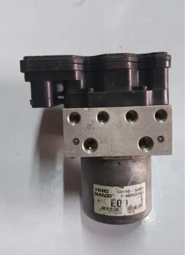 Modulo Abs Bh60137910 589003j900 Hyundai Veracruz 07 012