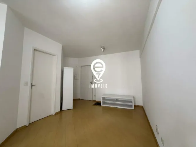 Apartamento Semi Mobiliado para alugar com 1 Quarto, 1 Vaga, Moema - São Paulo / SP