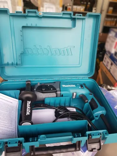 Martelete Makita  - Potência 800W para Uso Profissional