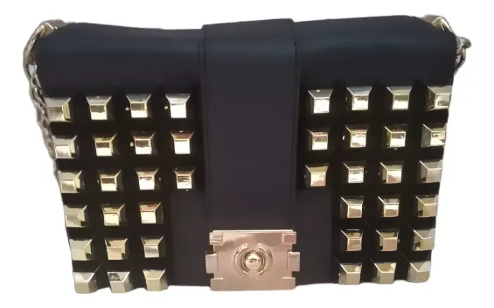 Bolsa Couro Sintético Preto C/ Detalhes Dourados