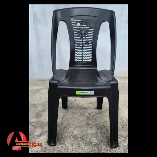 Cadeira de plástico