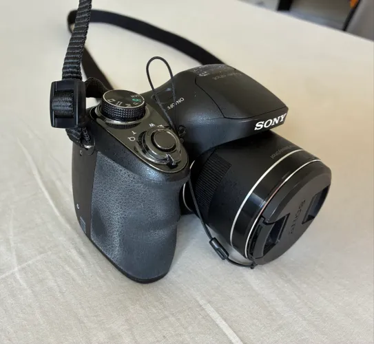 Vendo câmera Sony
