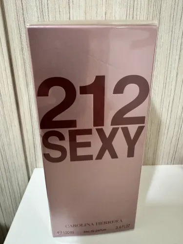 Perfume 212 sexy 100 ml eau de parfum lacrado