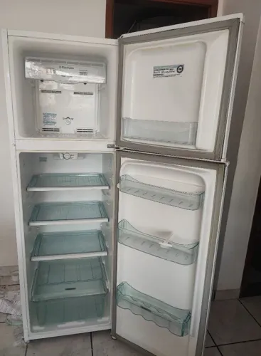 Geladeira Duplex Electrolux Usada 340 litros Frost free