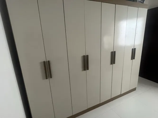 Guarda roupa casal 8 portas e 4 gavetas