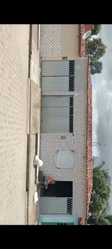 Vendo duas casa grudada