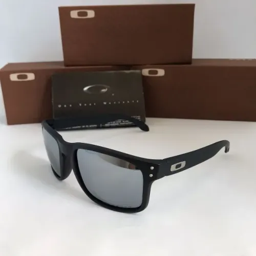 Óculos Oakley Holbrook - com caixa e microbag oakley