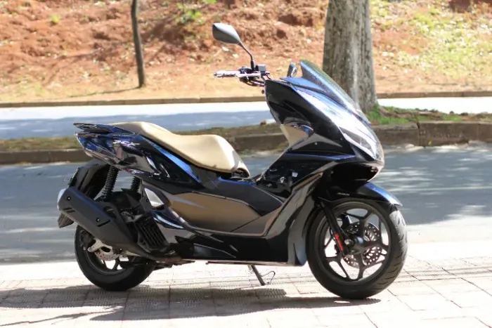 Honda PCX 160 DLX 2025 - apenas 800KM rodados