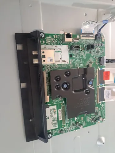 Placa Principal Tv LG 75'