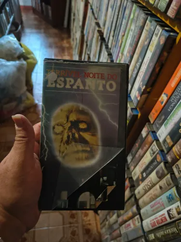 Fita VHS - Terrível Noite do Espanto