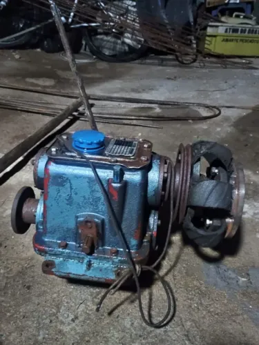 Reversor para barcos e motores estacionários (aceita troca)