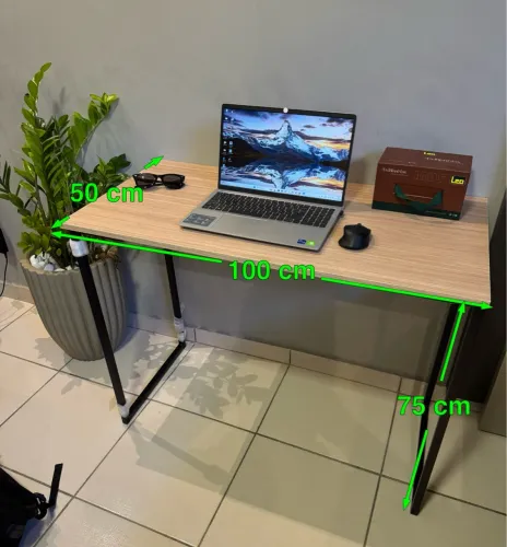 Mesa para escritório - Design moderno e funcional