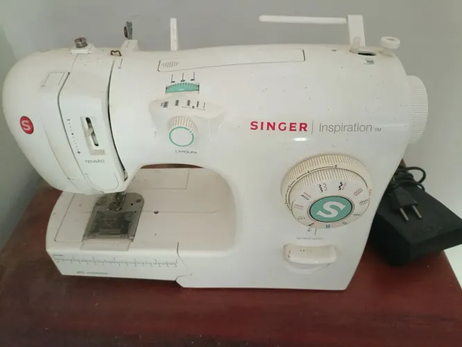 Máquina de costura Singer inspirition - super nova