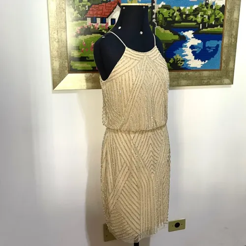 Vestido de festa brilho curto 38 NOVO 