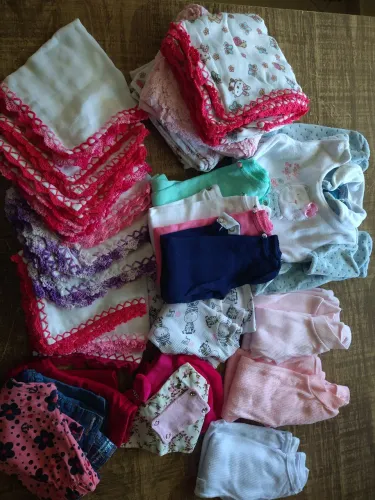 Lote de roupas infantil Tamanho 3 meses - 31 peças