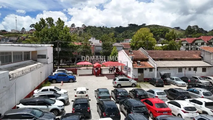 Área de Terreno Comercial e Plano à Venda na Região da Abernéssia - Campos do Jordão/SP