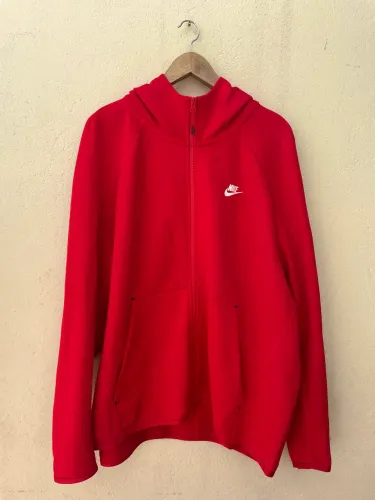 Blusa Nike Sportswear Tech Fleece Hoodie - Vermelha