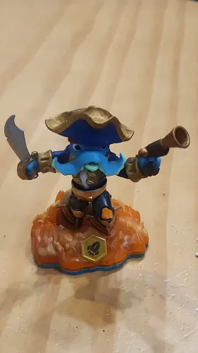 Skylanders - Figuras Interativas - Wash Buckler