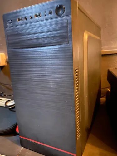 Vendo esse computador 1.600