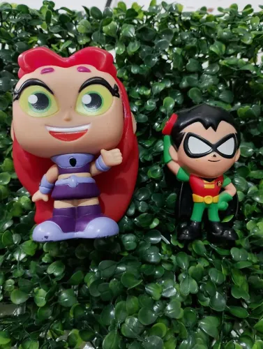 Miniaturas - jovens Titans