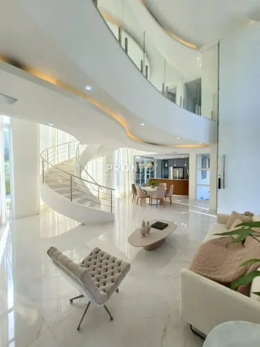 ALY Casa toda mobiliada, luxo em todos os detalhes, 4 suítes exclusivas, agende já uma vis