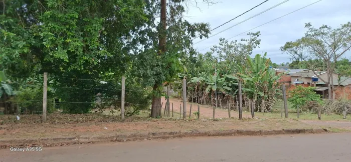 Vendo Terreno Comercial de Esquina e na Avenida r