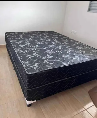 Cama de molas ensacadas 