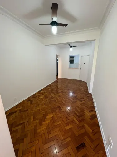 Apartamento com 77m2 próximo Metrô Flamengo