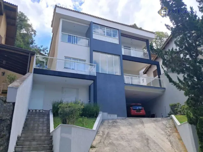 Casa em Condomínio em Vila Verde