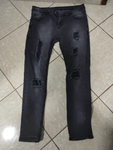 Calça jeans modelo Jogador(Apertada) Original
