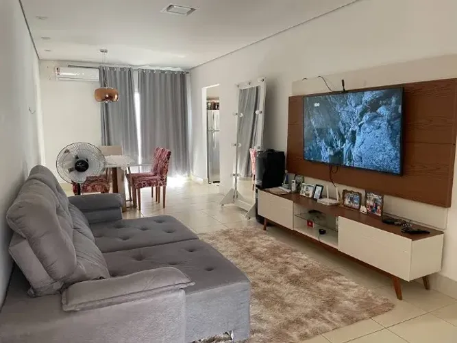 Casa com 3 Quartos e 2 banheiro à Venda, 137m² Vila Monteiro - Poá, SP