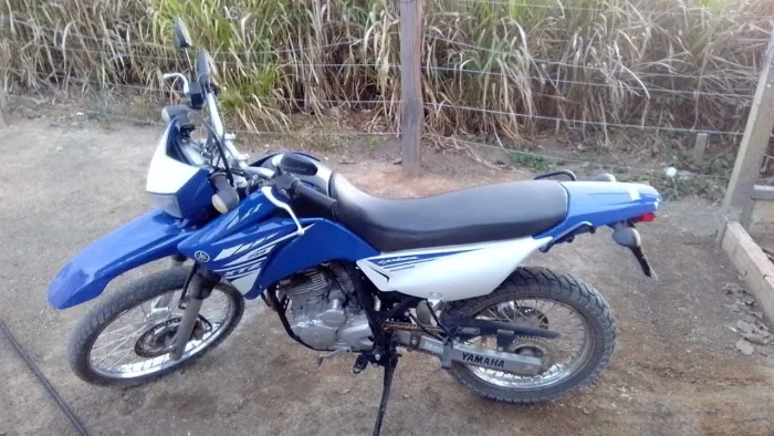 Vendo lander 2018 ou troca 18mil