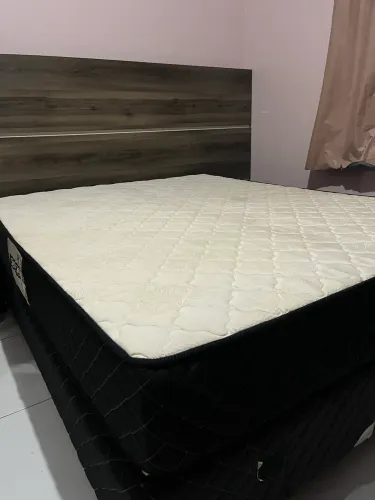 Cama box queen