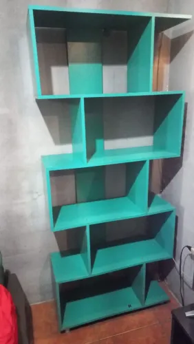 Estante para sala