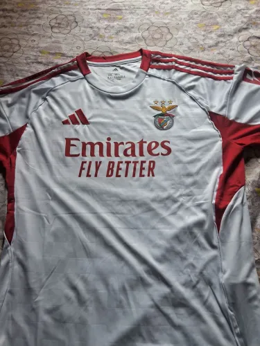 Camisa de time de futebol Benfica