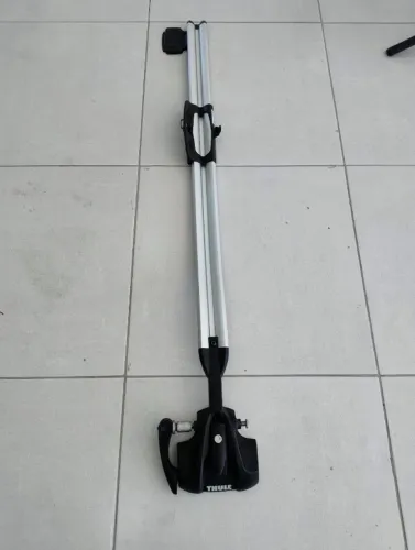 Transbike de Teto Thule OutRide 561 - Profissional (Garfo)