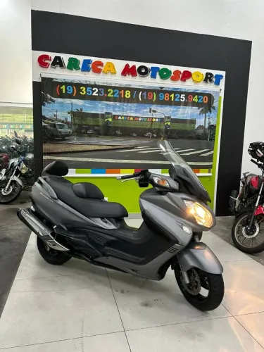 SUZUKI BURGMAN 650 EXECUTIVE