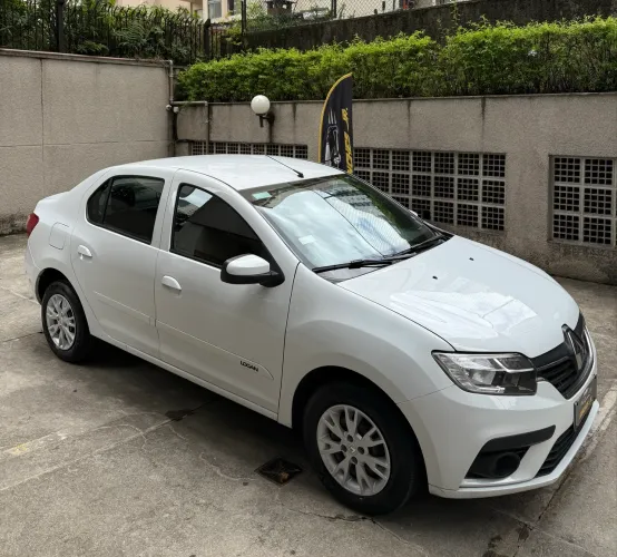 Renault Logan Life Flex 1.0 12V 4P Mec. 2021
