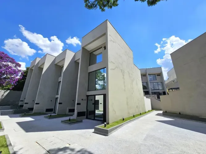 Casa no condomínio Gran Loft para venda com 3 quartos, sendo 2 suítes, 125m²