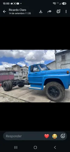 Caminhão F 13000 pronto para trabalhar