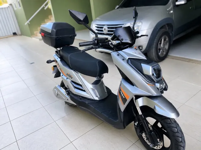 Moto Elétrica Jet Max Prata - Zero Km, Nunca Usada