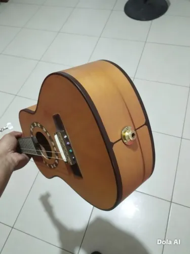 Cavaquinho Luthier semi novo