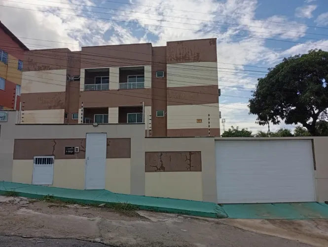 Alugo apartamento de 3 quartos mobiliado no Icaraí