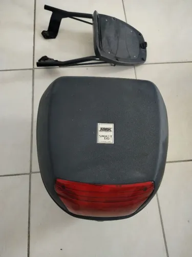 Baú + Suporte para moto