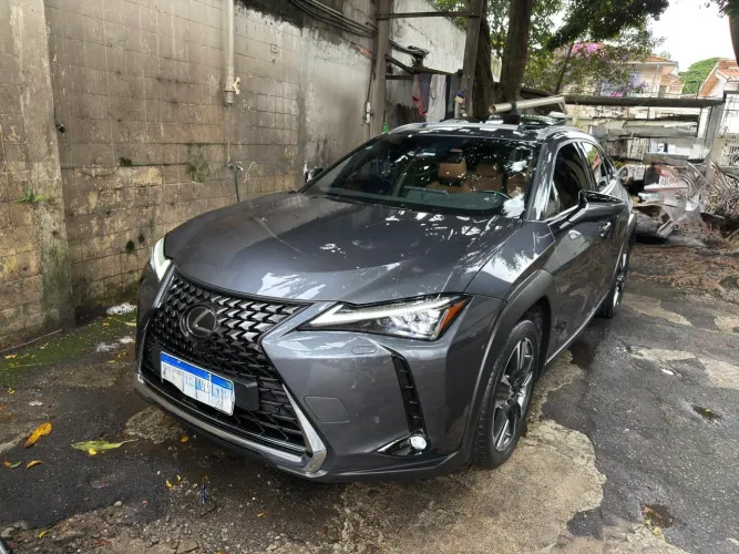 Lexus UX-250H Luxury 2.0 16V Aut.(hybrid) 2023