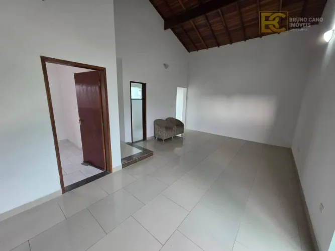 Casa para locação no centro da cidade proximo a praia!- Centro - Peruíbe/SP