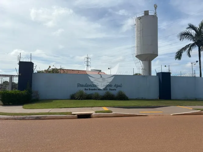 EXCELENTE CASA NO CONDOMINIO RESIDENCIAL LAGOA AZUL
